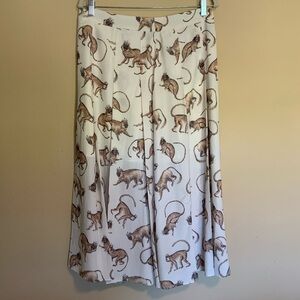 H & M plus size ivory monkey novelty print midi skirt